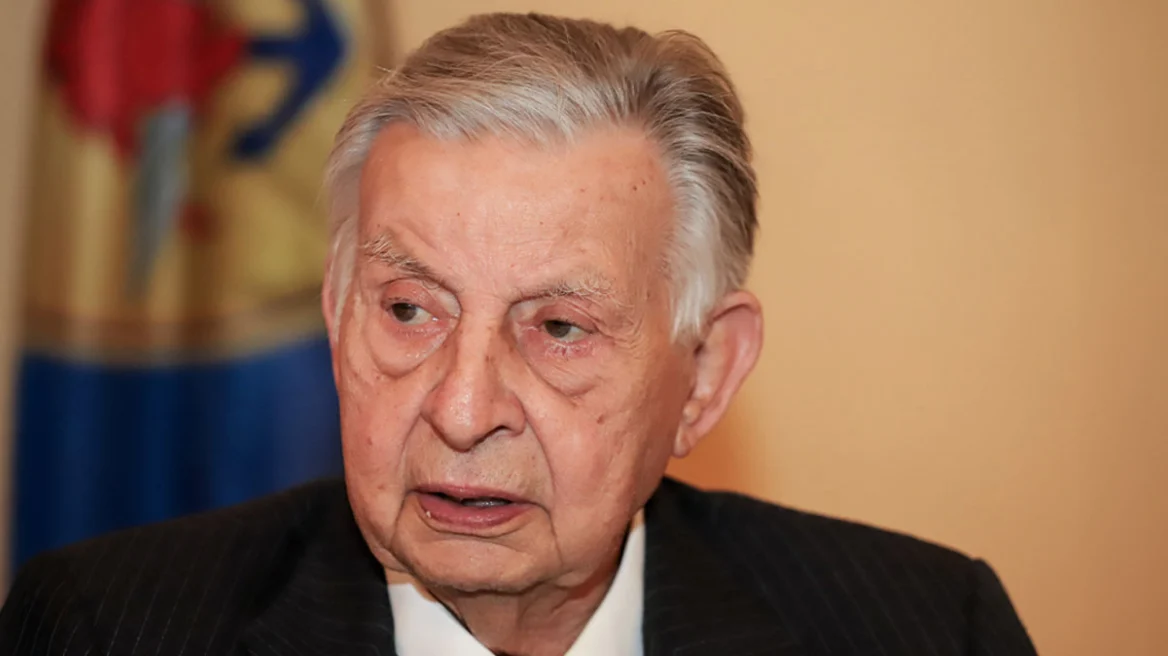 «Έφυγε» ανήμερα των γενεθλίων του Γιάννης Βαρβιτσιώτης, πρώην υπουργός και ιστορικό στέλεχος της ΝΔ