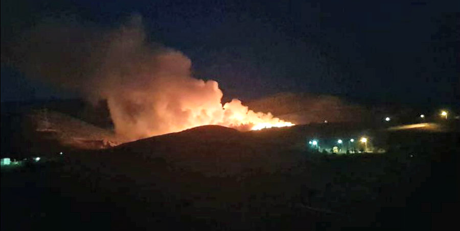 Οι δυνάμεις πυρόσβεσης απέτρεψαν επέκταση φωτιάς από το Πράσινο Σημείο Σιας στο κρατικό δάσος 