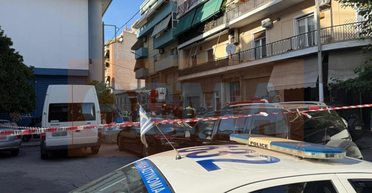 Έκρηξη στο κέντρο της Αθήνας : Τέσσερις τραυματίες, ανάμεσά τους δύο αστυνομικοί - «Πήγαν να ανοίξουν ένα δέμα και ... ακούσαμε μπαμ»
