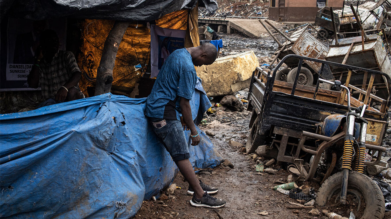 Παράνοια στη Σιέρα Λεόνε: Ανοίγουν τάφους για να φτιάξουν το ναρκωτικό από ανθρώπινα οστά