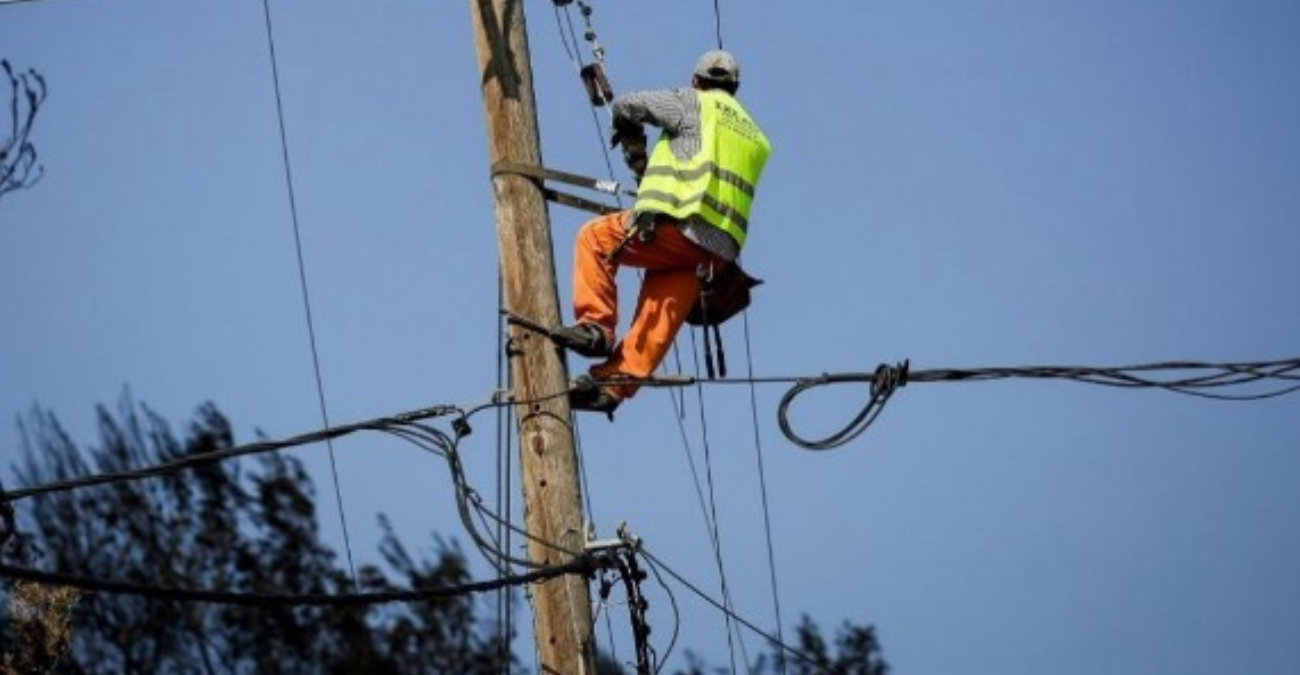 Προειδοποιεί η ΑΗΚ: Θα μείνουν χωρίς ρεύμα πολλές περιοχές - Δείτε πού και ποιες ώρες