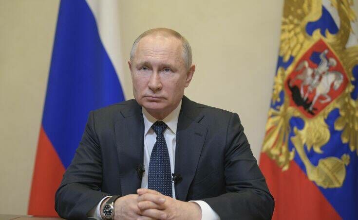 Ο Πούτιν διέταξε την έναρξη μαζικών εμβολιασμών στη Ρωσία για την επόμενη εβδομάδα