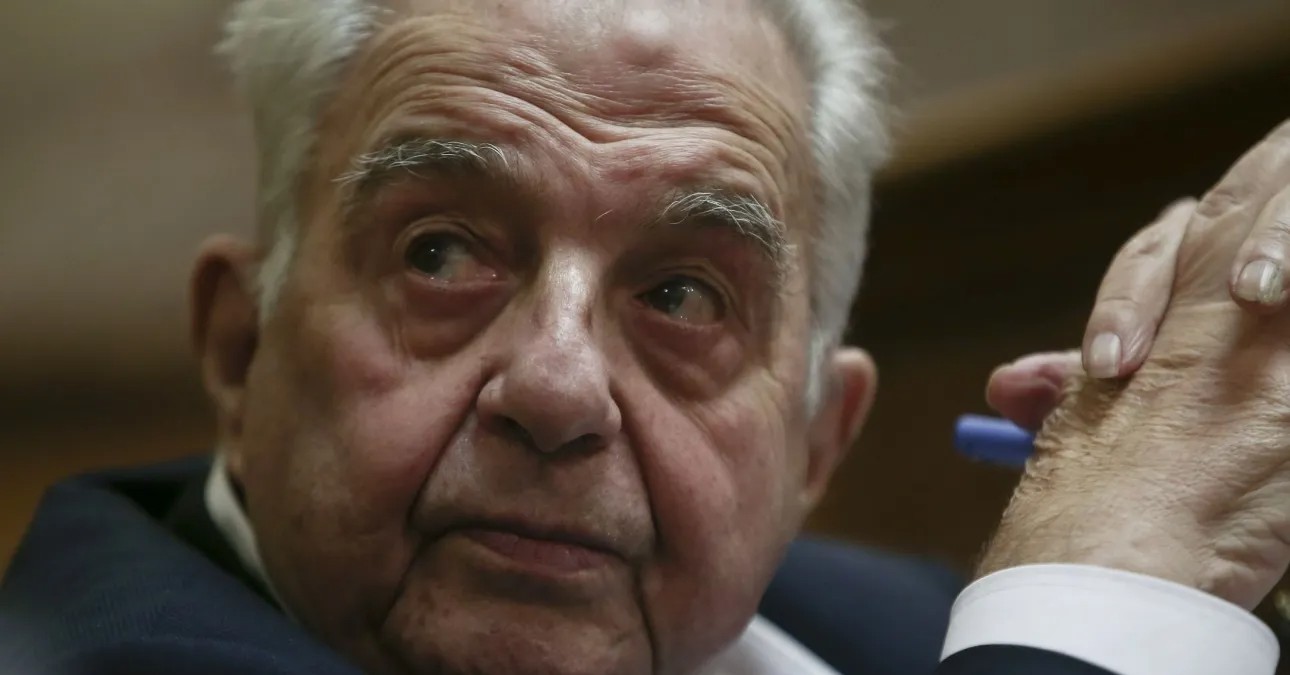 Πέθανε ο πρώην υπουργός του ΣΥΡΙΖΑ Αλέκος Φλαμπουράρης