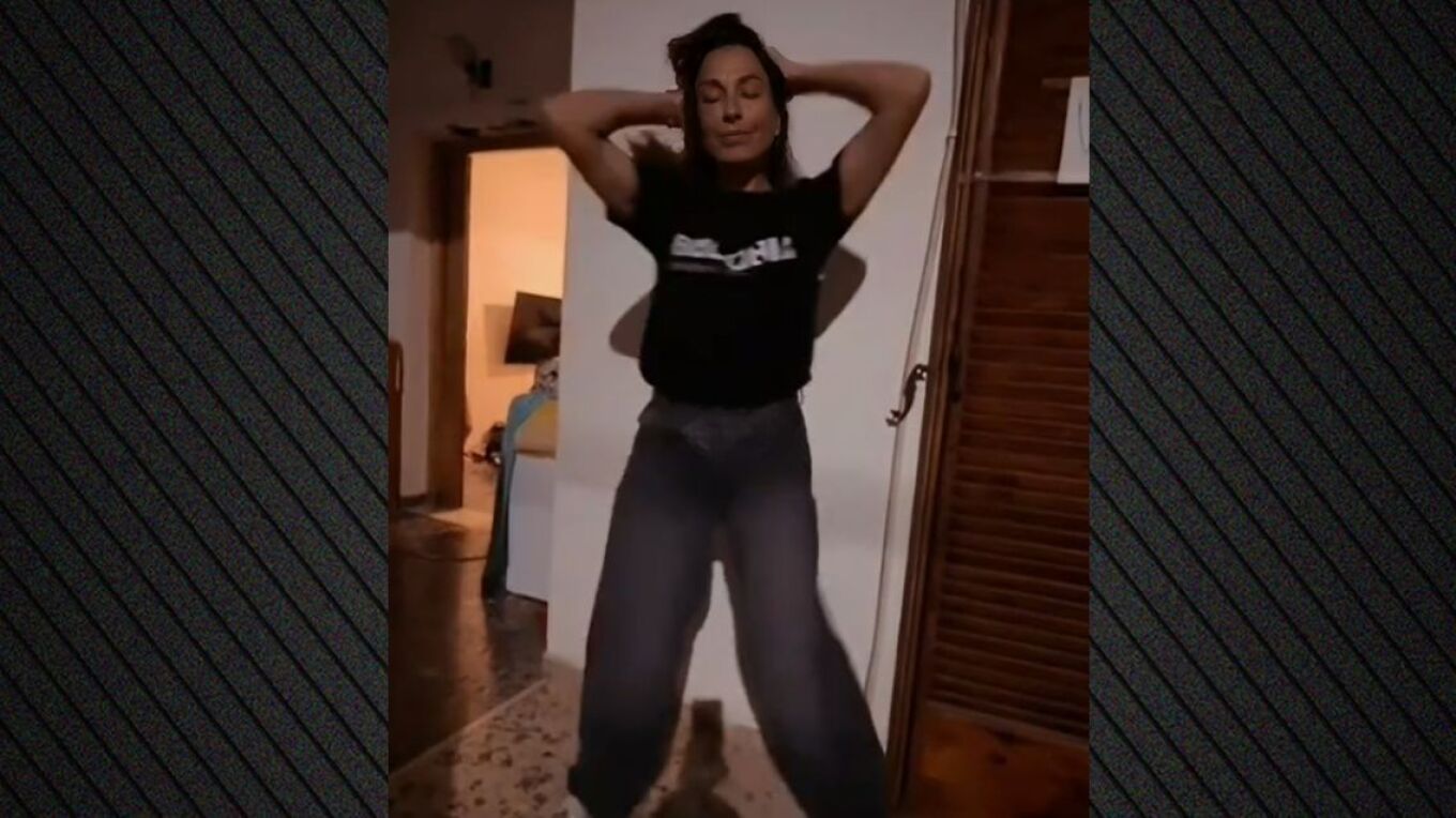 BINTEO: Η Κατερίνα Παπουτσάκη χόρεψε ξέφρενα το «Ξέρω τι ζητάω» των Hi-5