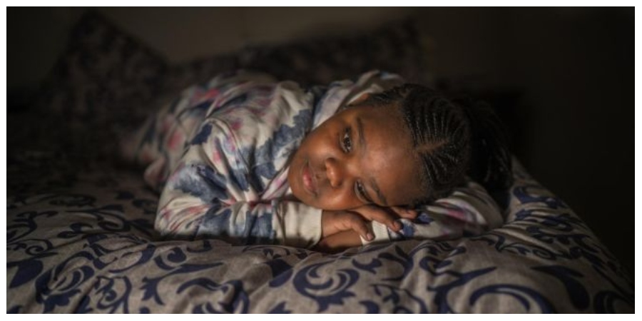 Τα ορφανά παιδιά της πανδημίας –Το συγκλονιστικό φωτορεπορτάζ του Associated Press από τις τέσσερις γωνιές του πλανήτη