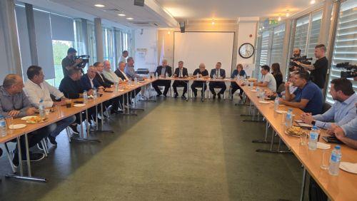 ΑΤΑ: Υιοθετήθηκε ομόφωνα η καταρχήν συμφωνία από τις συντεχνίες - «Ο αγώνας συνεχίζεται»