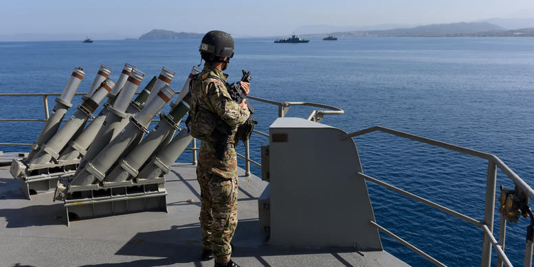 Εμπάργκο όπλων προς Λιβύη: Τι θα γίνει όταν συναντηθούν με τουρκικά πλοία;