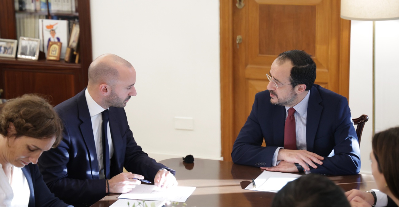 Προς νέα στρατηγική ατζέντα Κύπρου – Γαλλίας: Προανήγγειλε επίσκεψη Μακρόν στο νησί ο Πρόεδρος Χριστοδουλίδης