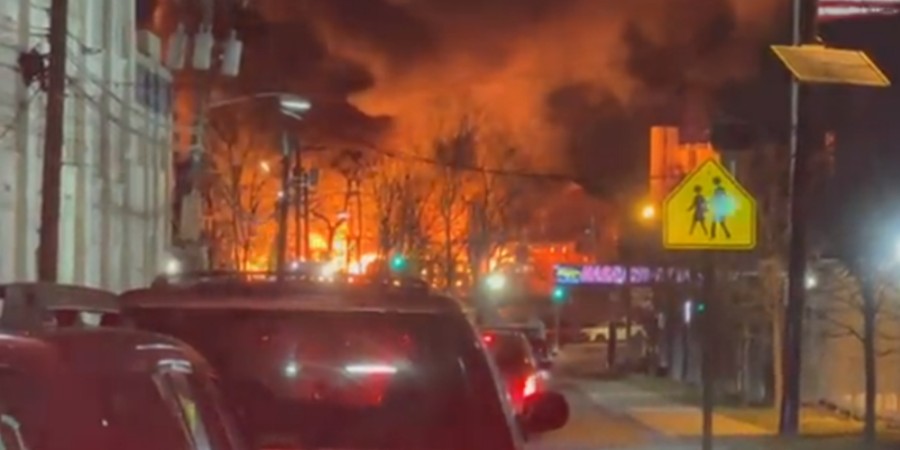 ΗΠΑ: Φωτιά τεραστίων διαστάσεων σε εργοστάσιο χημικών - ΒΙΝΤΕΟ