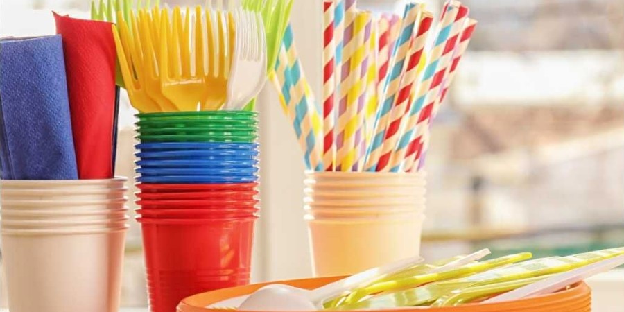 Τέλος στην αγορά ορισμένων πλαστικών μιας χρήσης - Παράταση μέχρι 30 Απριλίου