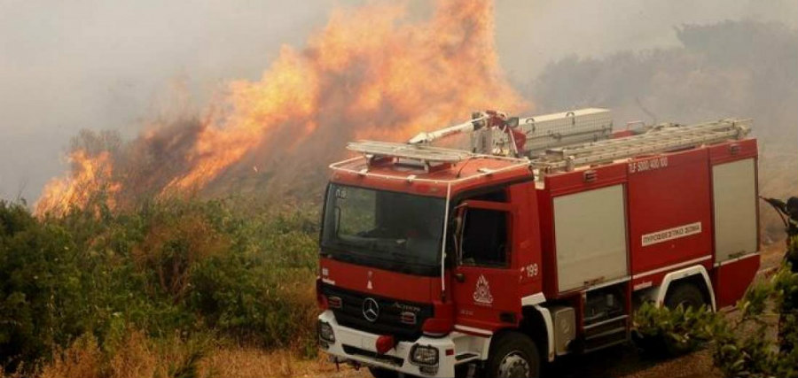 ΛΕΜΕΣΟΣ: Ξέσπασε πυρκαγιά- Έμεση επέμβαση της Πυροσβεστικής - 4 εναέρια μέσα