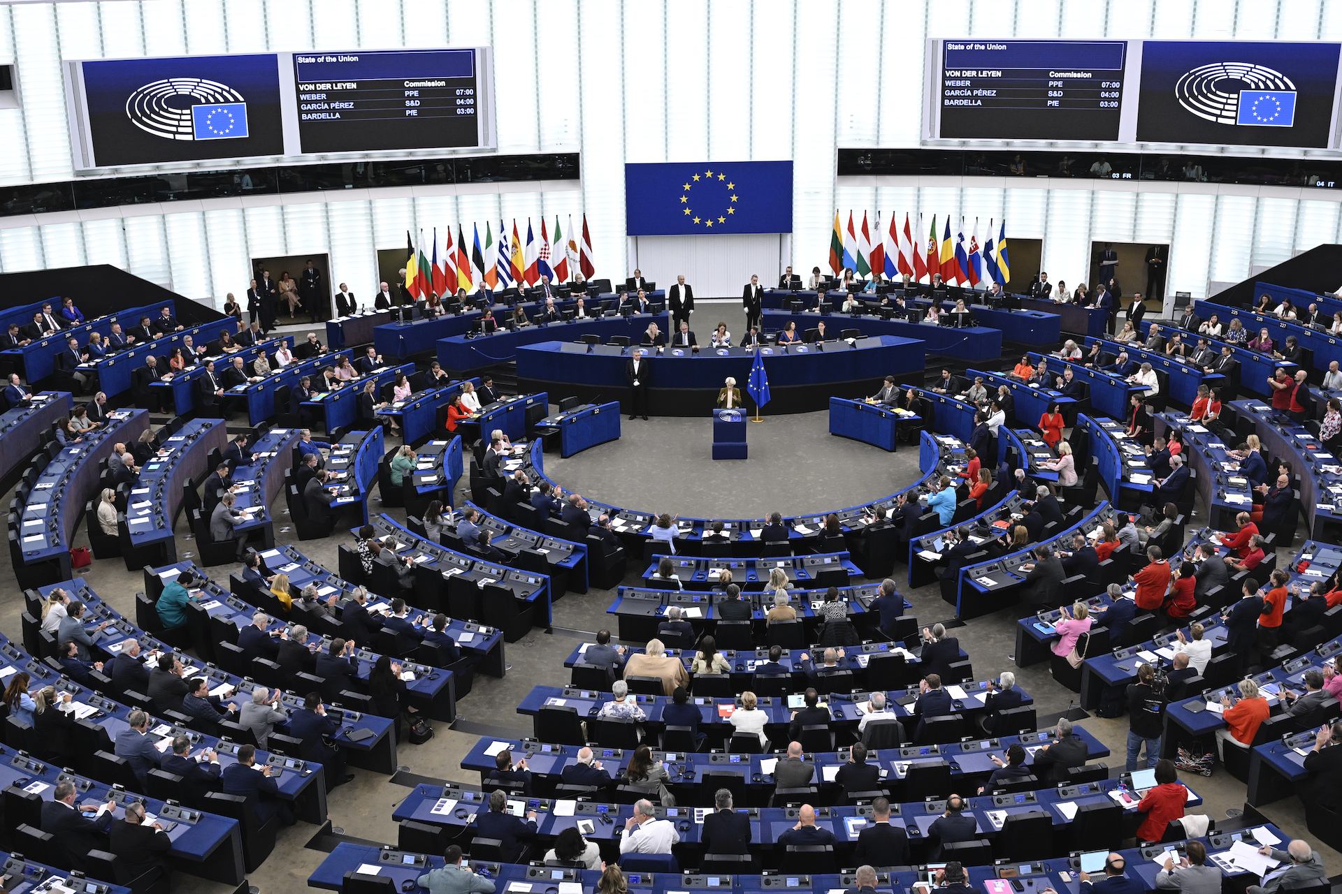 Βραβείο Ζαχάρωφ 2025: Αυτοί είναι οι νικητές – Η ανακοίνωση από την Roberta Metsola
