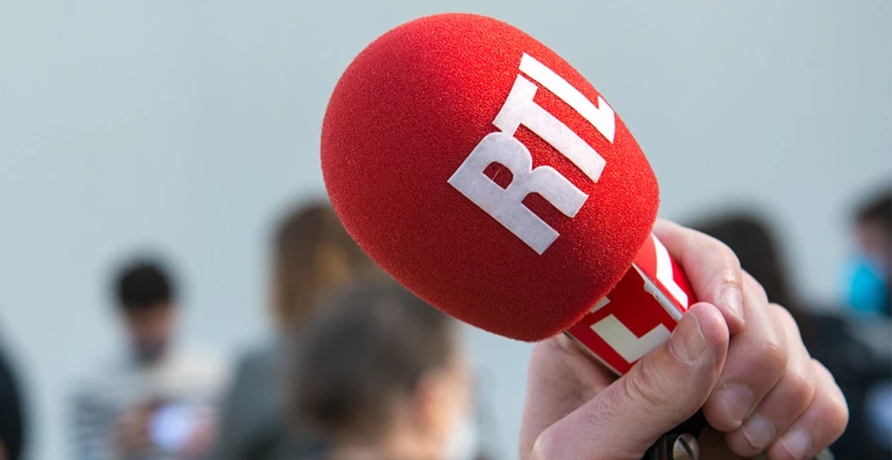 «Μπλόκο» σε 500 θέσεις εργασίας βάζει ο γερμανικός δημοσιογραφικός όμιλος RTL