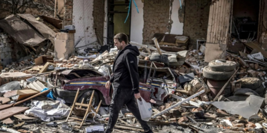 Πόλεμος στην Ουκρανία: Νέοι βομβαρδισμοί στο Χάρκοβο άφησαν τρεις νεκρούς και 16 τραυματίες