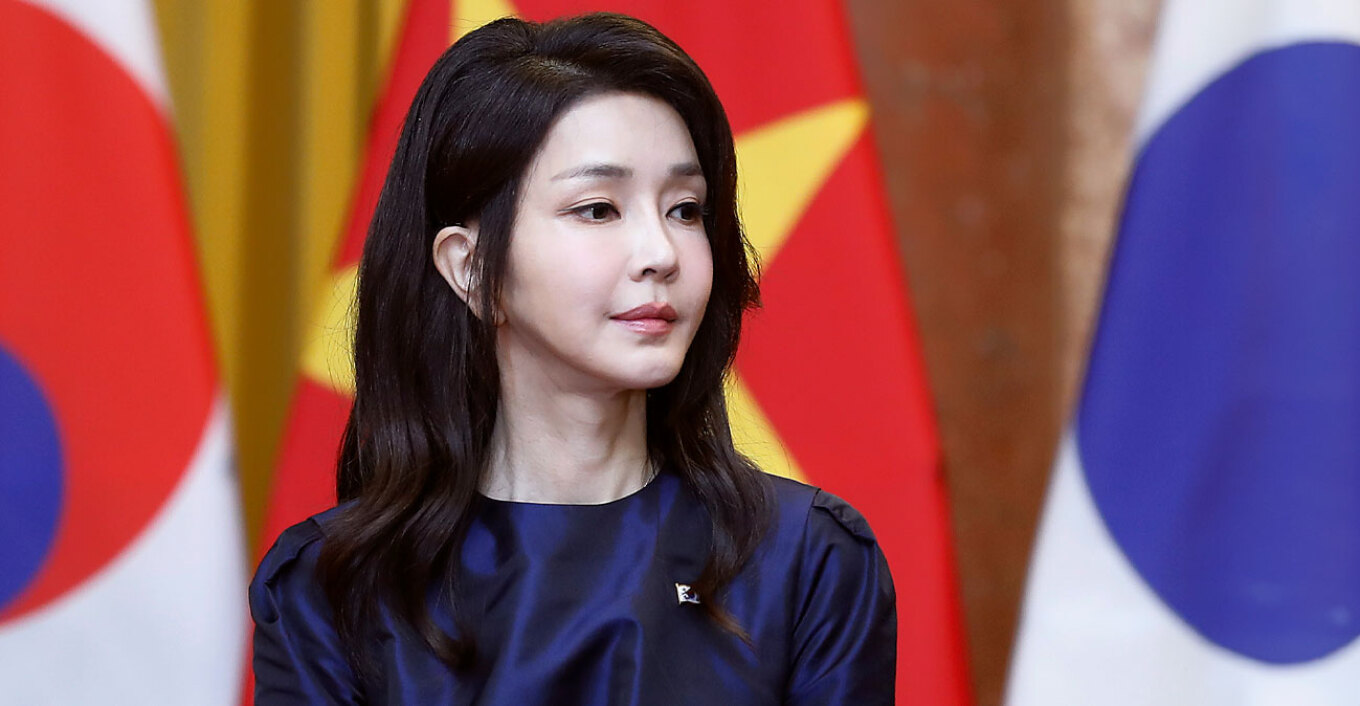 Κιμ Κέον Χι: Η Πρώτη Κυρία της Ν. Κορέας είναι 51 ετών και δείχνει τριαντάρα - Τα μυστικά για να διατηρείται έτσι