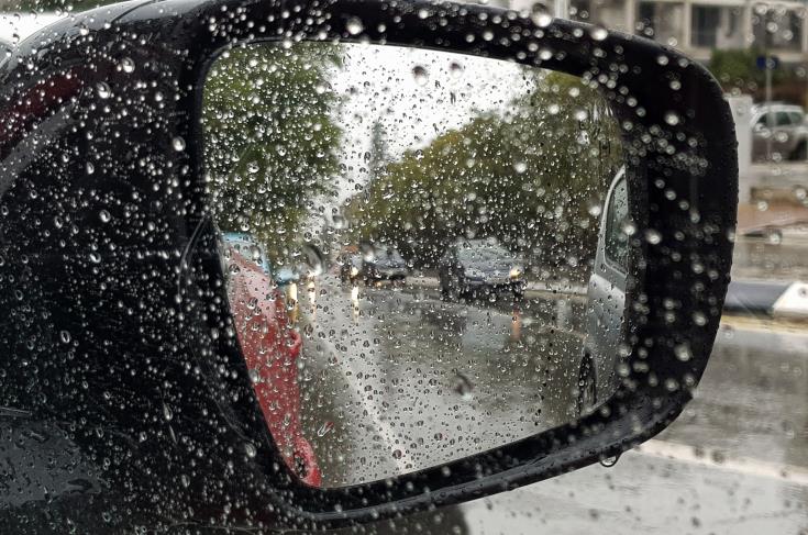 ΟΔΗΓΟΙ ΠΡΟΣΟΧΗ: Καταρρακτώδεις βροχές στην Πάφο- Επικίνδυνοι δρόμοι