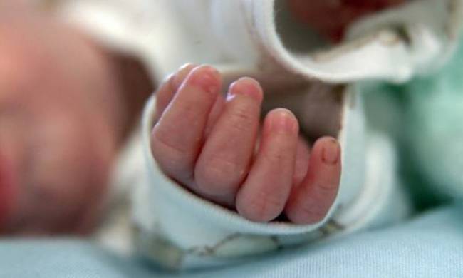 Αγγλία: Δεκάδες νεογέννητα κατέληξαν νεκρά -  Η αδιαφορία και η αμέλεια γιατρών και νοσοκόμων τα σκότωσε 