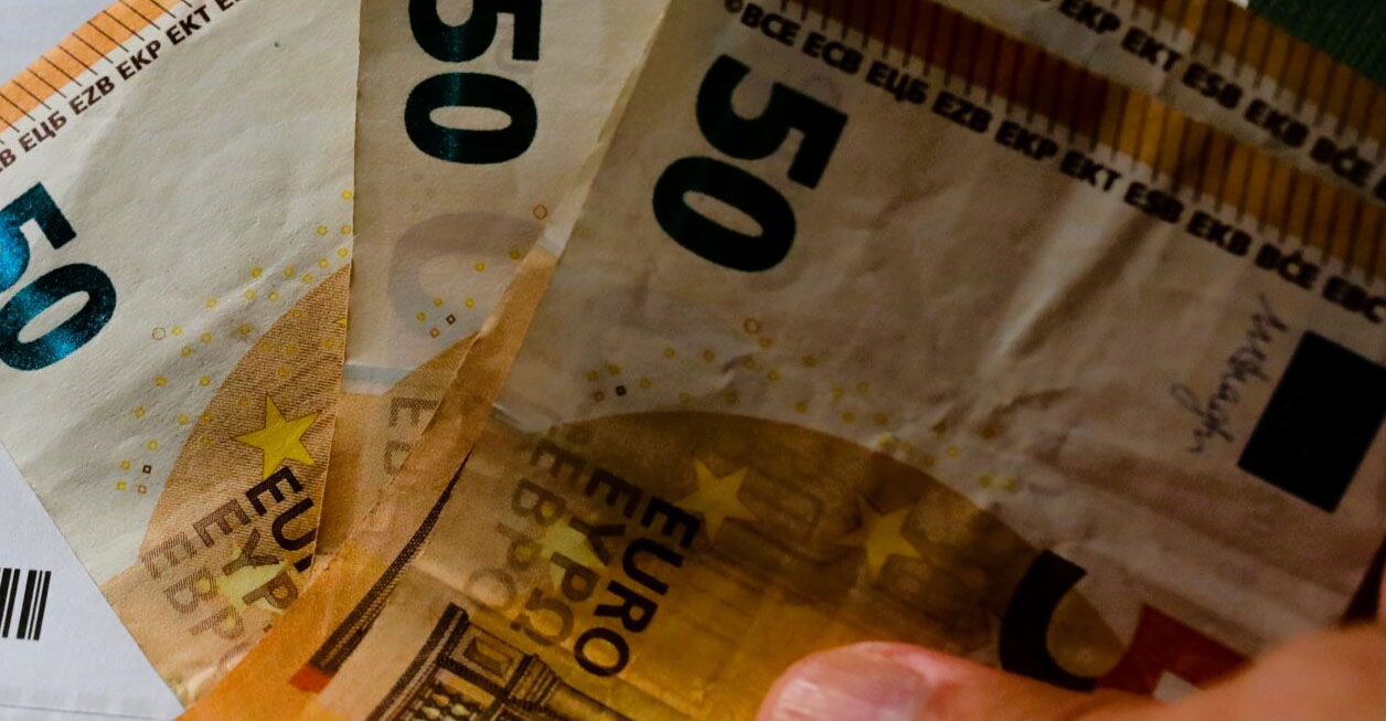 Αυτή είναι η ηλεκτρική συσκευή που «καίει» όσο 65 ψυγεία: Σχεδόν 5.000 watt την ώρα