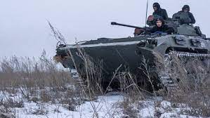 «Η Ουκρανία χρειάζεται τα φονικά όπλα, όμως δεν κρίνουμε τη στάση των χωρών του ΝΑΤΟ» λέει το Λονδίνο