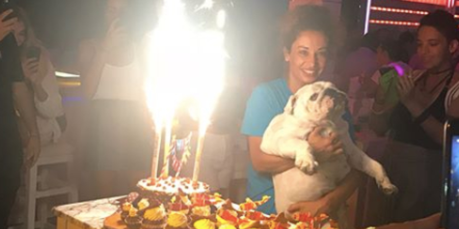 Τους τρέλανε όλους η Κύπρια επιχειρηματίας στο Ammos στη Λάρνακα - Έκανε γενέθλια στο... σκύλο της! ΦΩΤΟΓΡΑΦΙΑ