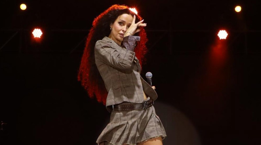 Ελένη Φουρέιρα: Το πάρτι - έκπληξη που της οργάνωσαν για τα γενέθλιά της - Δείτε βίντεο