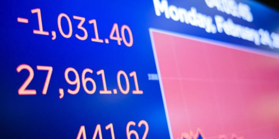 'Βουτιά' στο Χρηματιστήριο της Νέας Υόρκης λόγω Covid-19, απώλειες πάνω από 1.000 μονάδες για τον Dow Jones
