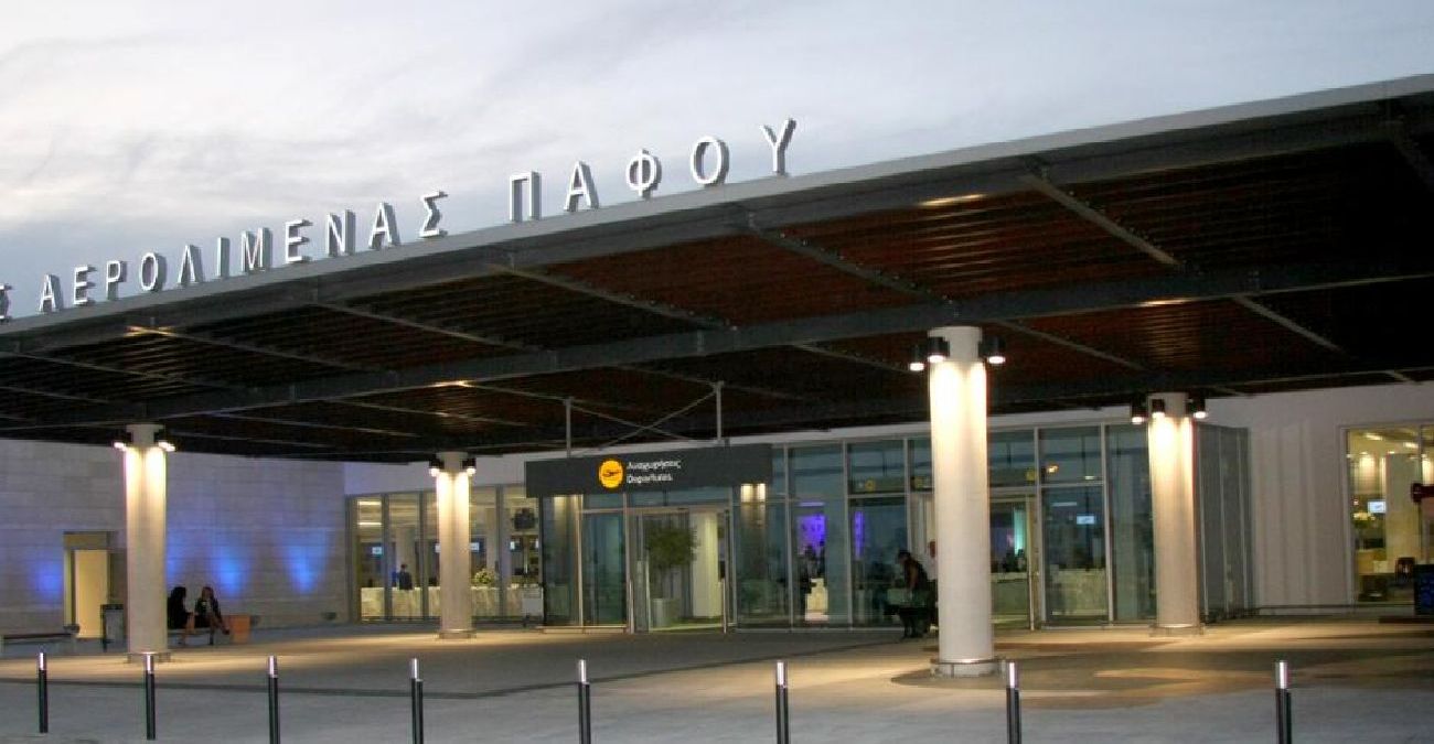 Στο κελί δύο πρόσωπα - Επιχείρησαν να ταξιδέψουν από το αεροδρόμιο Πάφου με πλαστό διαβατήριο και ταυτότητα