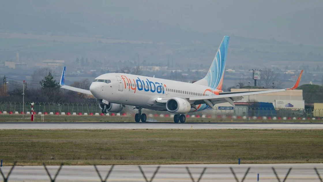 Αναφορές για την πτήση της Flydubai: Ο ένας πιλότος προσπάθησε να ρίξει το αεροπλάνο, ο άλλος τον εμπόδισε
