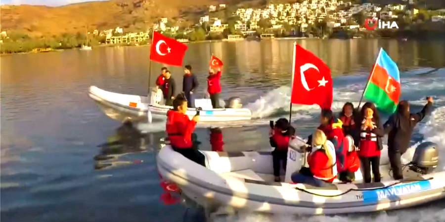 Νέα τουρκική πρόκληση - Έστησαν ολόκληρη επιχείρηση για να ανεβάσουν τεράστια τουρκική σημαία απέναντι από τα Ίμια -ΦΩΤΟΓΡΑΦΙΕΣ