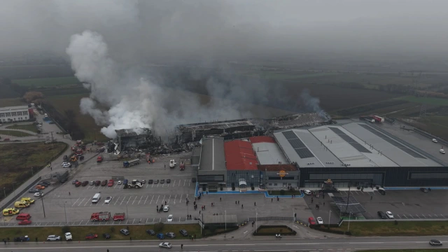 Βιολάντα: Πάνω από 1.000 βαθμοί Κελσίου στο εργοστάσιο εξαιτίας της φωτιάς, που εξακολουθεί να καίει- Τι εξετάζεται για τα αίτια της τραγωδίας