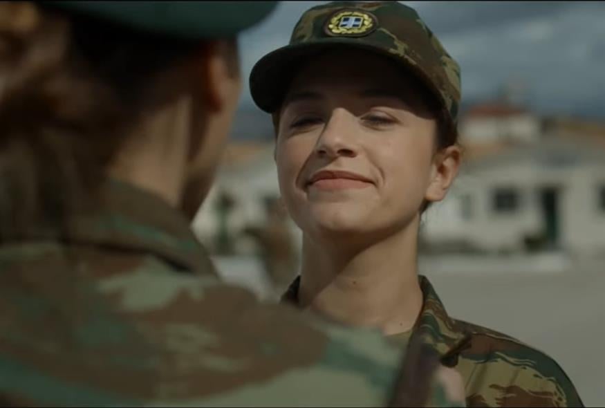 «Θέλω και εγώ να προσφέρω»: O Ελληνικός Στρατός καλεί με νέο βίντεο τις γυναίκες να υπηρετήσουν