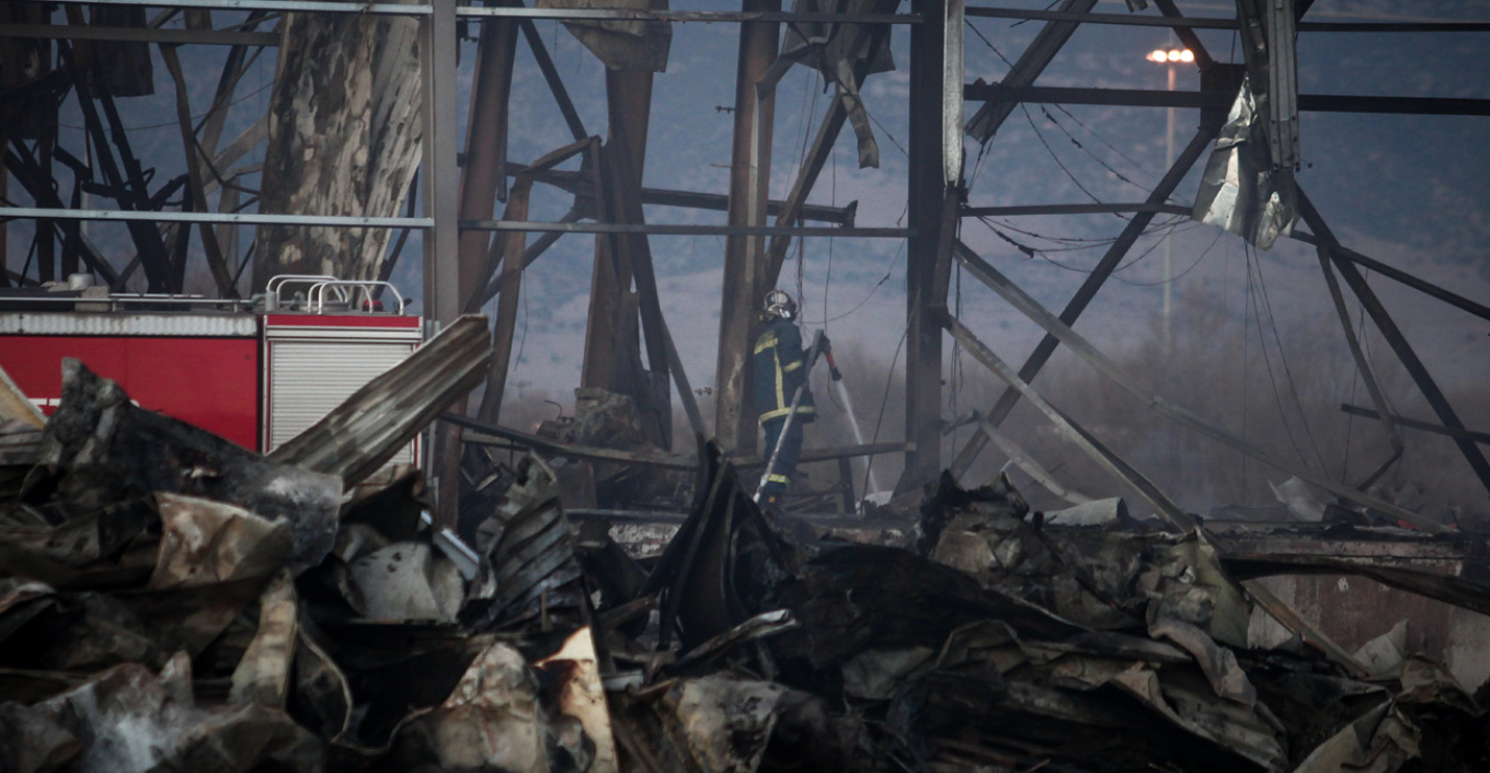 Τρύπα σε σωλήνες προπανίου εντοπίστηκε στο υπόγειο του εργοστασίου Βιολάντα - Εργαζόμενοι προειδοποιούσαν ότι μυρίζει υγραέριο