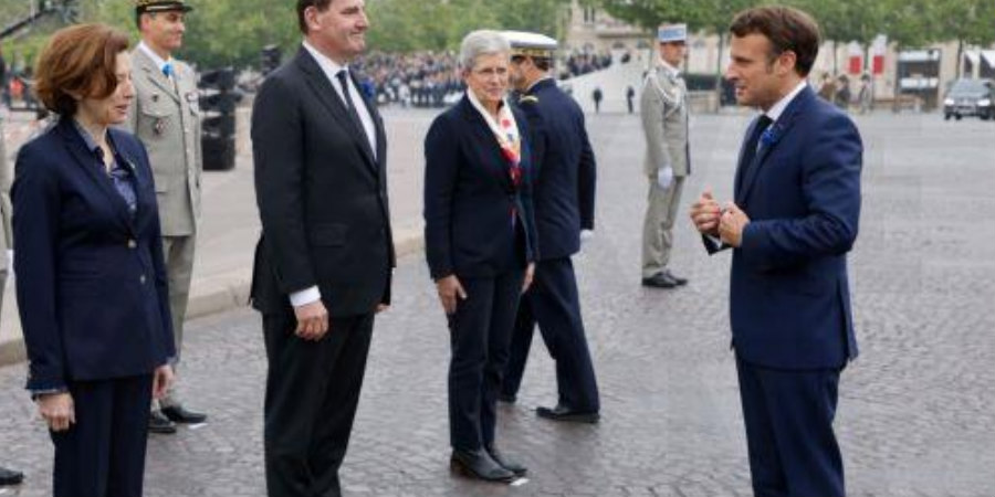 Ο Γάλλος Πρωθυπουργός υπέβαλε παραίτηση, μάλλον διορίζεται γυναίκα
