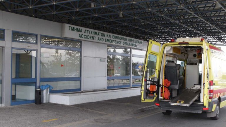 Νέα καταγγελία για ΤΑΕΠ: Έφυγε με αφόρητους πόνους, ξέσπασε σε κλάματα και καταγγέλλει πολύωρη αναμονή – «Εν πάμε καθόλου καλά»