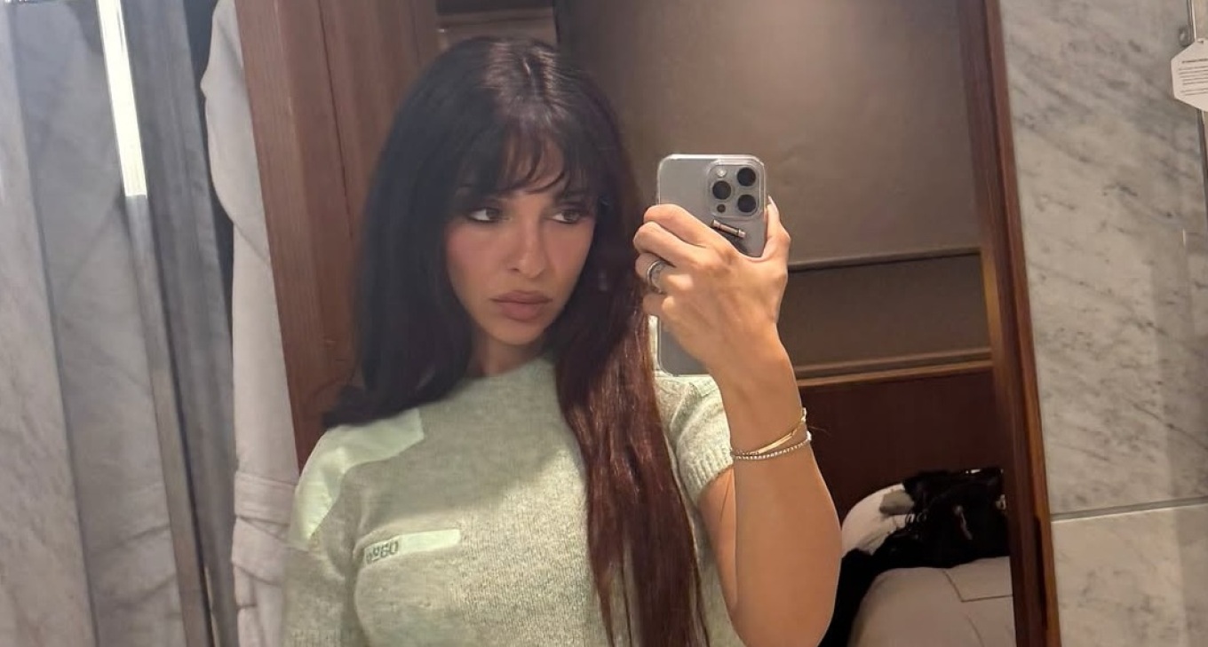 Ελένη Φουρέιρα: Μας... ζάλισε - Παρουσιάστηκε τόπλες στο άλμπουμ του Οκτωβρίου στο Instagram - Δείτε φωτογραφίες