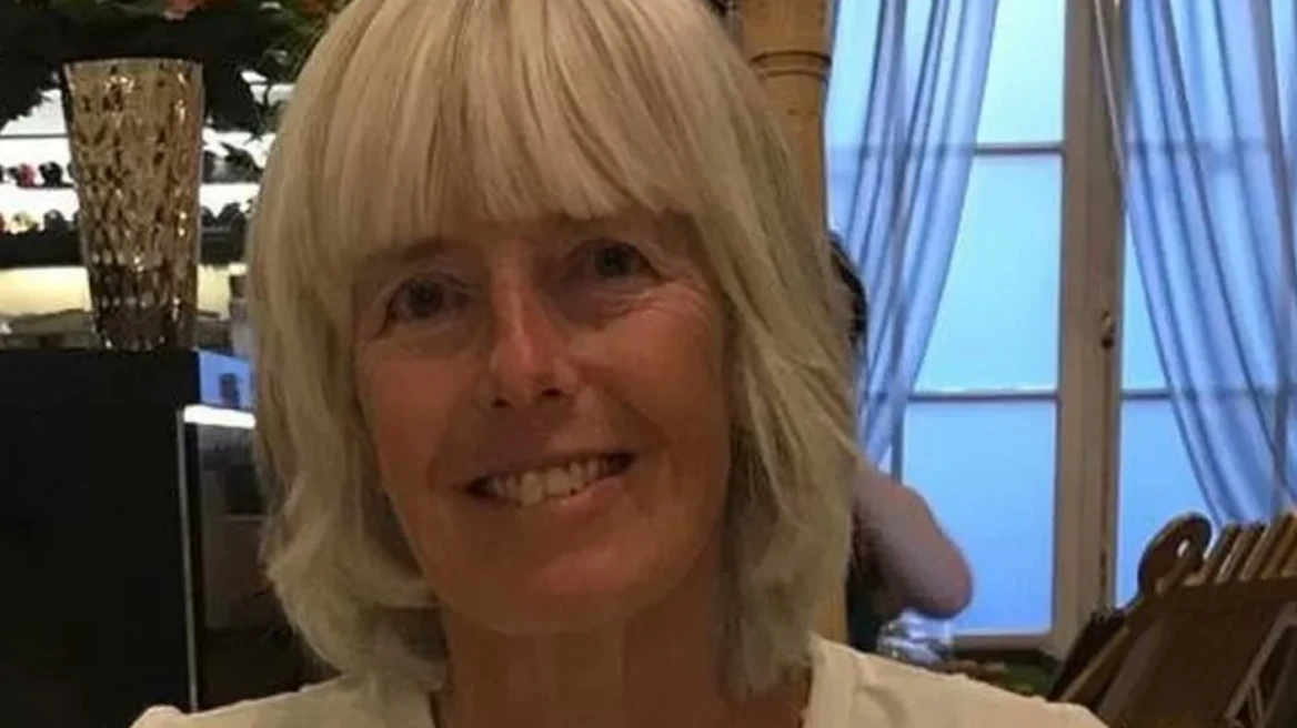 Άγριο έγκλημα στη Βρετανία: 68χρονος έσφαξε την πρώην συζυγό του με 19 μαχαιριές πάνω από τον τάφο του γιου τους