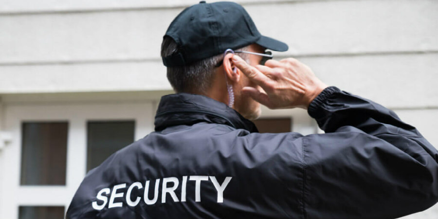 ΚΥΠΡΟΣ: Απέλασαν φρουρούς ασφαλείας- Δούλευαν για γνωστά πρόσωπα στις Αρχές