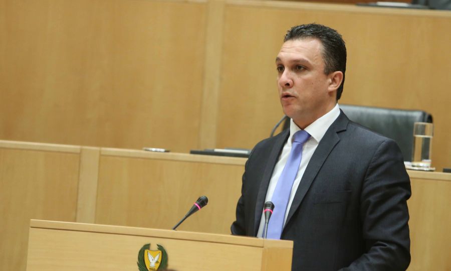 Απέσυρε την πρόταση νόμου για την 56η έδρα στην Βουλή ο Γιωργάλλας