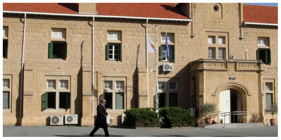 ΚΟΡΩΝΟΪΟΣ: Στη δικαιοσύνη προσέφυγαν Κύπριοι φοιτητές που σπουδάζουν στο εξωτερικό - Ζητούν να επαναπατριστούν