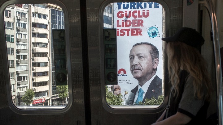 ΤΟΥΡΚΙΑ: Μειώνεται η δημοτικότητα Ερντογάν - Θα χρειαστεί δεύτερο γύρο