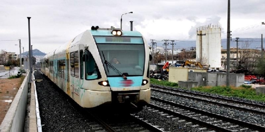 ΕΛΛΑΔΑ: Εκτροχιάστηκε τρένο - Δέκα επιβάτες στο βαγόνι - ΦΩΤΟΓΡΑΦΙΕΣ 