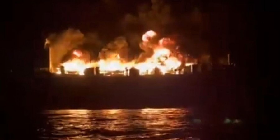 Πυρκαγιά σε πλοίο: Αγνοούνται 10 επιβάτες - Φωτογραφίες από το χώρο υποδοχής των επιβατών