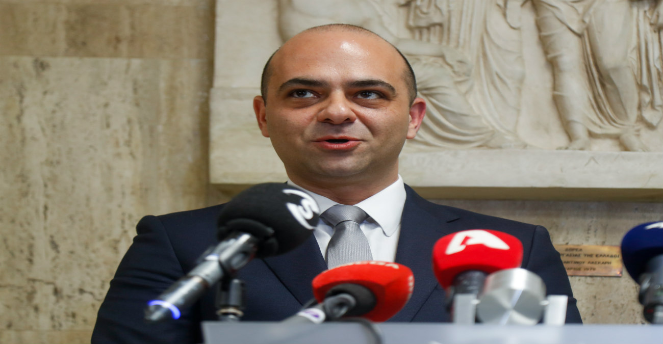 Υπουργός Εργασίας: «Είμαστε ανοικτοί σε εισηγήσεις για το 12%»
