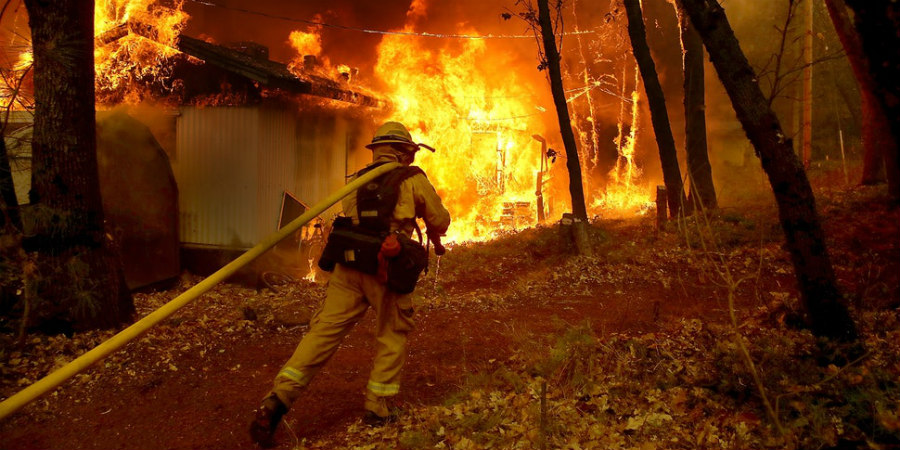 Ύστερα από δύο και πλέον εβδομάδες υπό έλεγχο η φωτιά στην Καλιφόρνια - Δεκάδες άνθρωποι νεκροί