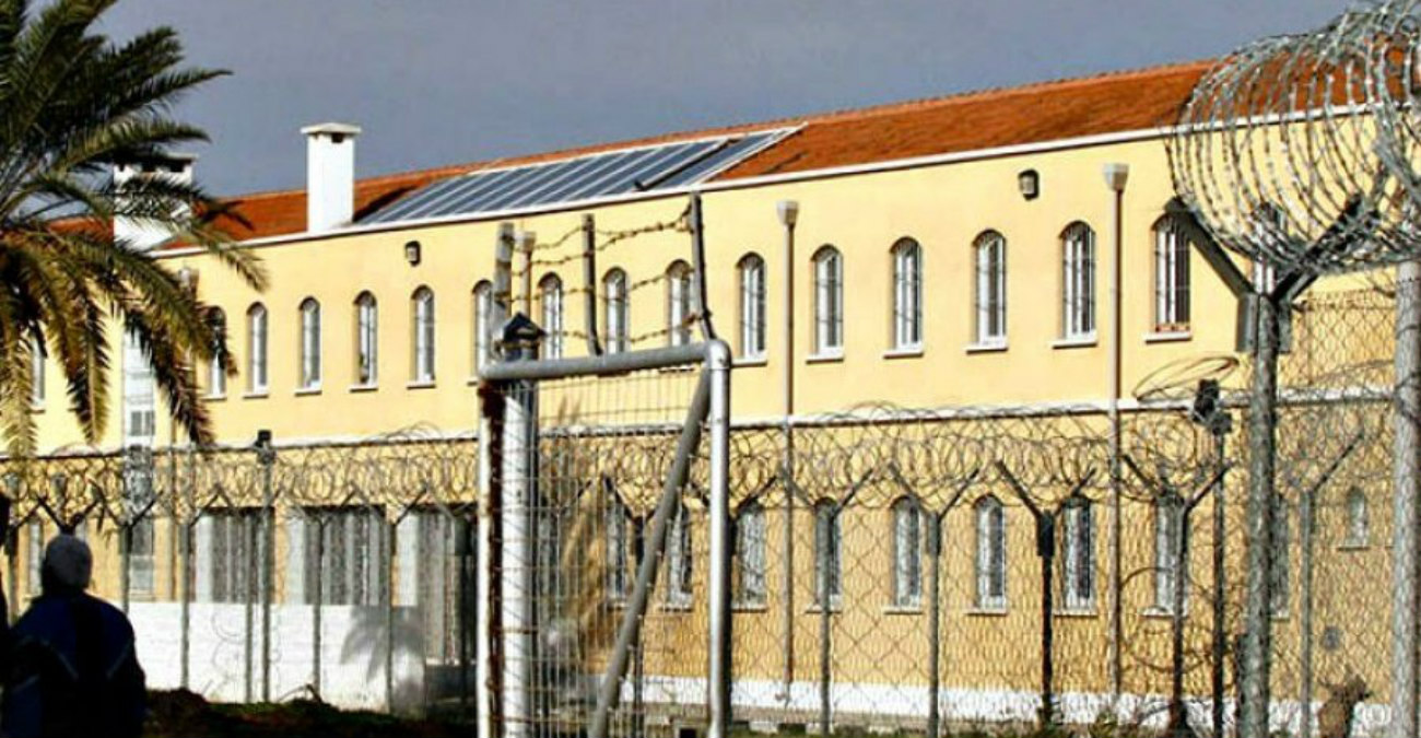 Φόνος Κεντρικές Φυλακές: Ενώπιον Δικαστηρίου οι τρεις δεσμοφύλακες - Τους «έκαψαν» οι κάμερες