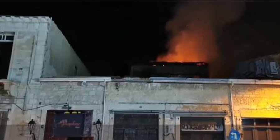 ΛΕΜΕΣΟΣ: Στις φλόγες τυλίχθηκε οικία - Στο σημείο η Πυροσβεστική - ΒΙΝΤΕΟ