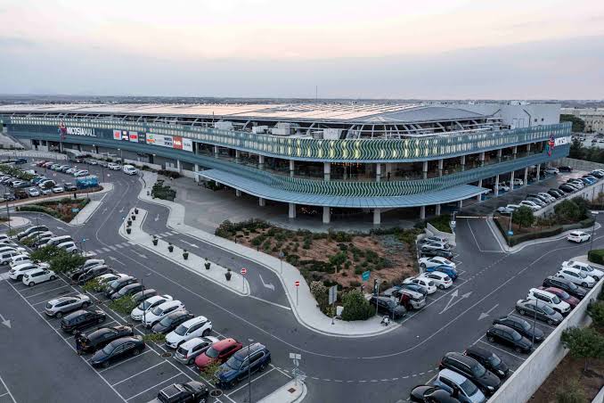 Μπλακάουτ και πανικός στο Nicosia Mall: Στο σκοτάδι «βυθίστηκε» το εμπορικό κέντρο – Έτρεχαν προς τις εξόδους οι επισκέπτες
