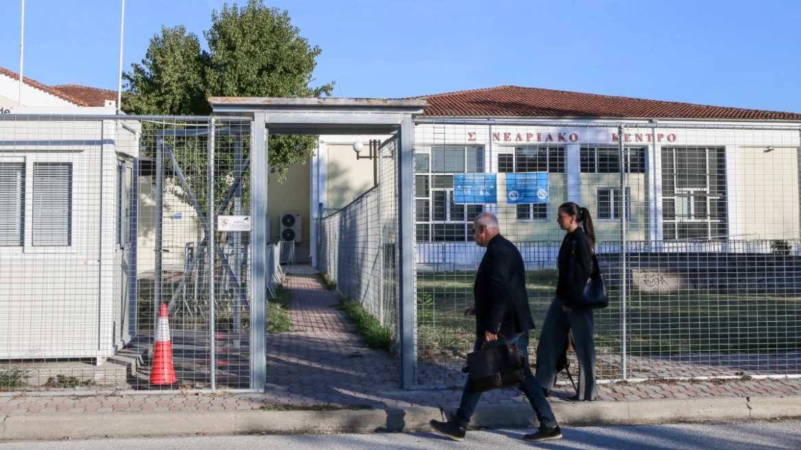 Συγκλονιστικές καταθέσεις στη δίκη για τα Τέμπη - «Αναγνώρισα τη φωνή του παιδιού μου από τα ηχητικά, ξαναζούσα τον θάνατό του»