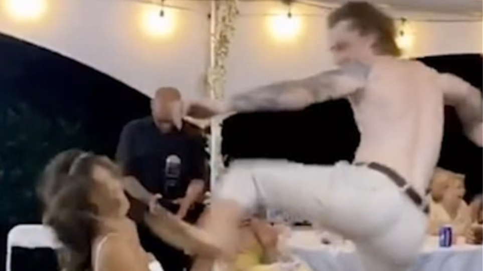 Ξεκαρδιστικό βίντεο: Όταν ο γαμπρός προσπαθεί να προσφέρει lap dance στη νύφη και... τα κάνει μαντάρα!