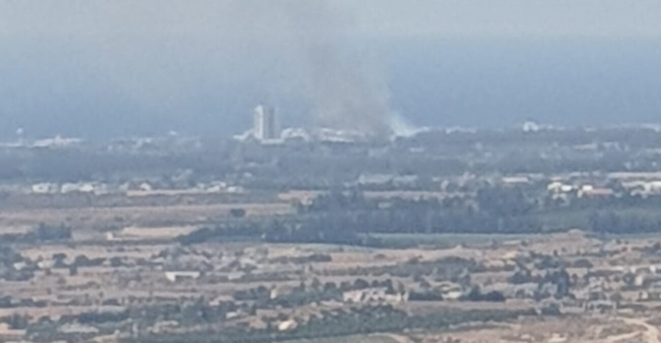 Ελεγχόμενη η πυρκαγιά που ξέσπασε στην Πάφο - Κάηκε περίπου ένα εκτάριο, διερευνώνται τα αίτια 
